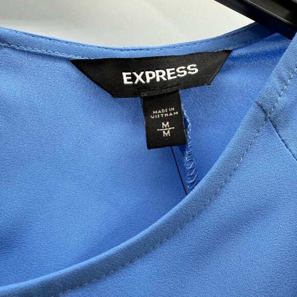 NWT Express Mock Wrap with Front Tie Accent Long Keyhole Neckline Size M - Picture 3 of 10